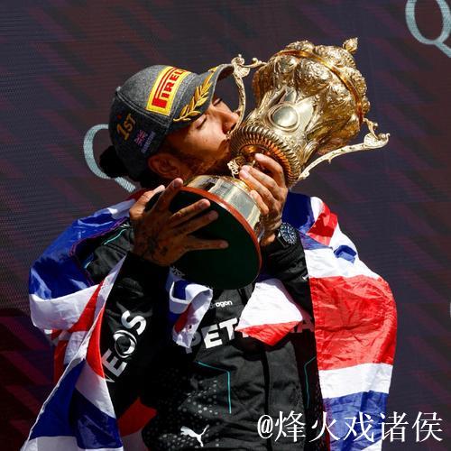 博尼：踢欧冠是我的梦想；今天我们付出了全部，